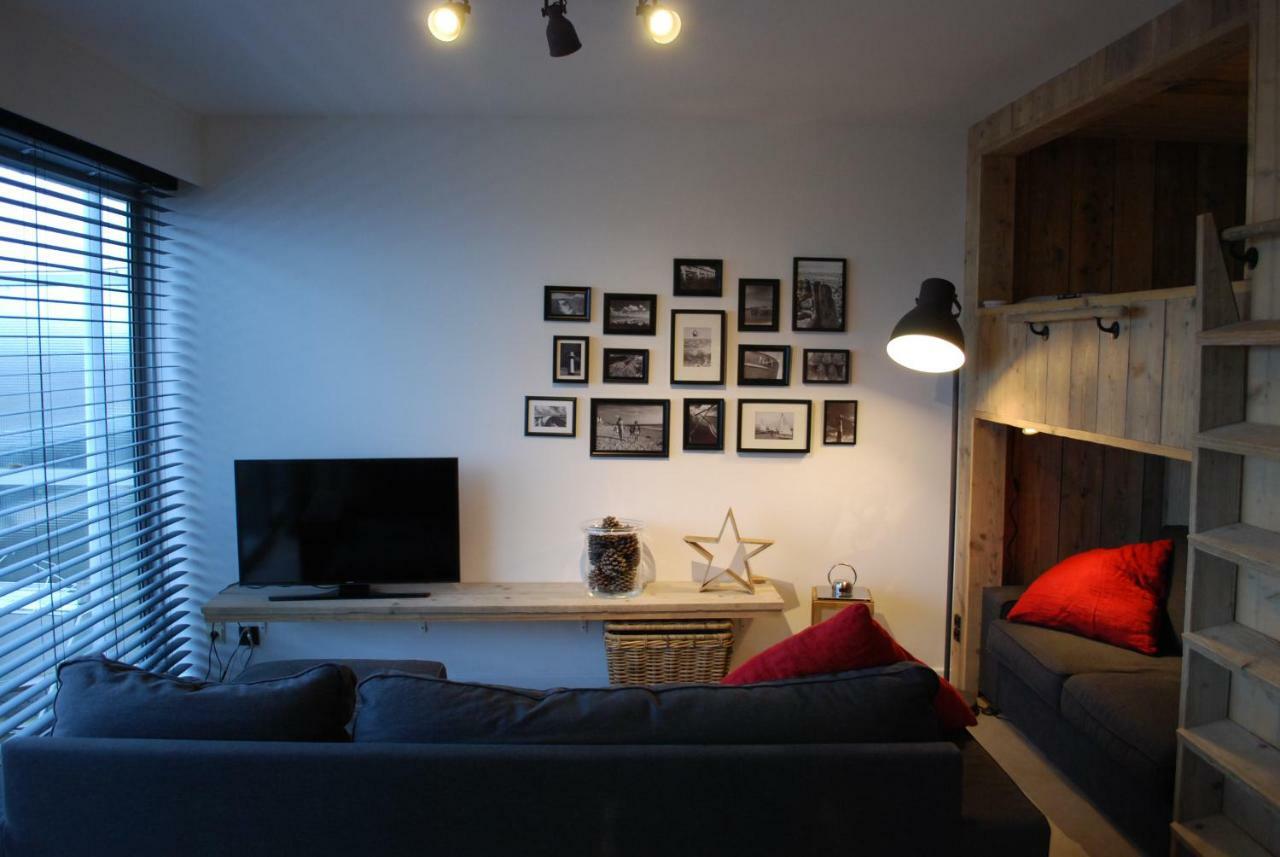 Meeuwenbank Apartment นิวว์ปอร์ท ภายนอก รูปภาพ